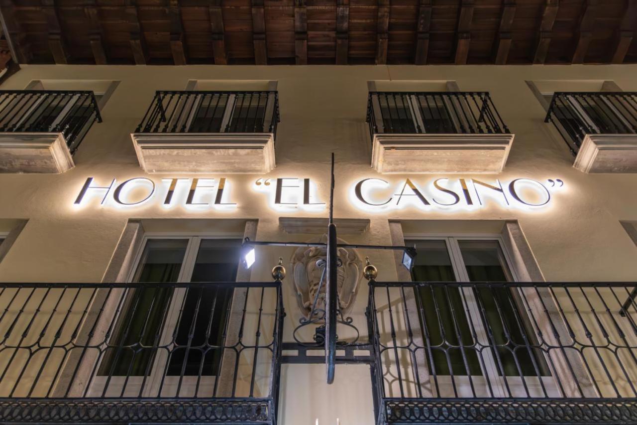 Hotel & Restaurante El Casino Villafranca Del Bierzo Exteriör bild